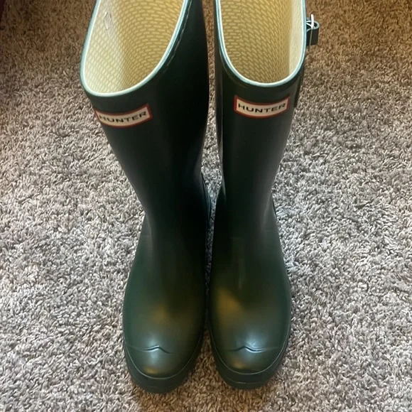 Brand New Women’s Hunter Boots